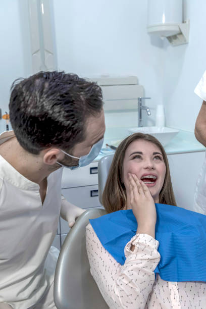 Best Emergency Treatment for Toothache in South Paris, ME